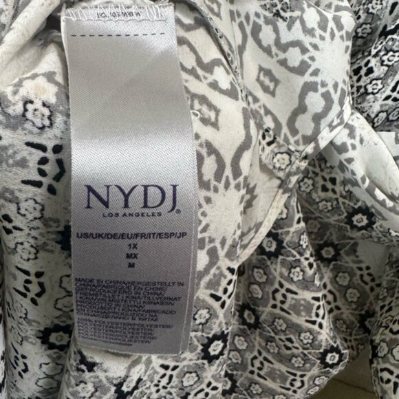 NYDJ NEW Pintuck Blouse Flowy Print Patchwork Top Split Round Neck Minimalist 1X - Picture 10 of 16
